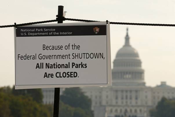 https://www.luatkhoa.org/wp-content/uploads/2018/01/federal_government_shutdown-e1516458840194.jpg