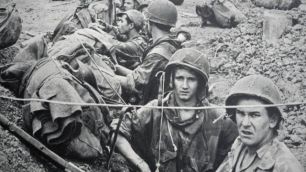 Việt Minh giết bao nhiêu lính Đức ở Điện Biên? - BBC News Tiếng Việt
