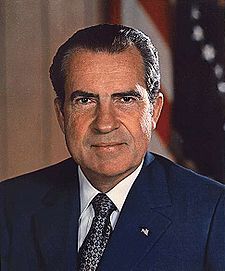 http://www.vietthuc.org/wp-content/uploads/2010/04/VTT9-Richard_Nixon.jpg