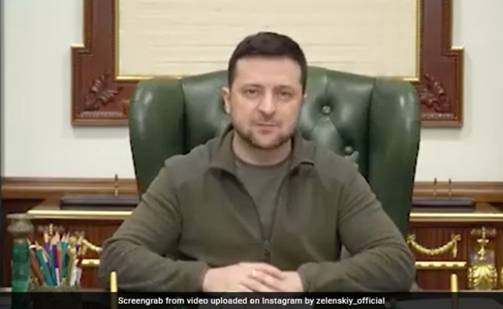 Ukraine President Volodymyr Zelensky Says "Not Hiding, Not Afraid", Shares  Location As Russia Closes In On Kyiv | Watch