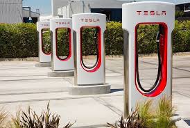 Tham vọng của Tesla: by giờ l lắp đặt trạm sạc ở cc cửa hng tiện