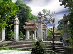 Image result for chùa trà am huế