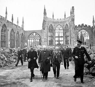 https://upload.wikimedia.org/wikipedia/commons/thumb/6/6d/Churchill_CCathedral_H_14250.jpg/440px-Churchill_CCathedral_H_14250.jpg
